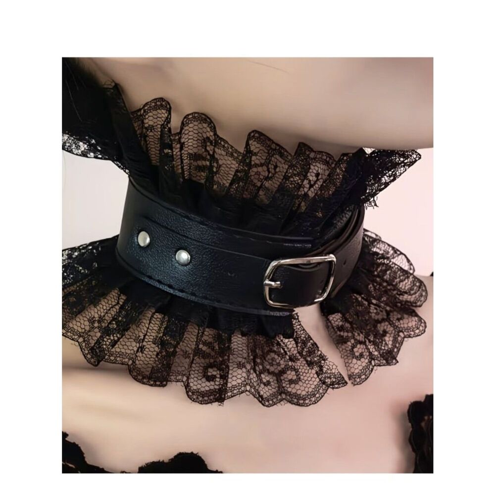 NWT Gothic Vegan Leather Lace Choker Neck Collar Corsette  Ruffled Black